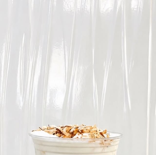 Coconut Blanc Latte from Heavenli Coffee n’ Scoops